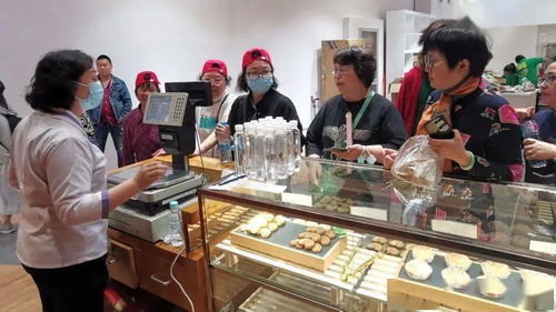 好看又好吃丨光明食品集團(tuán)花博會(huì)特許經(jīng)營(yíng)商品等你來(lái)打卡